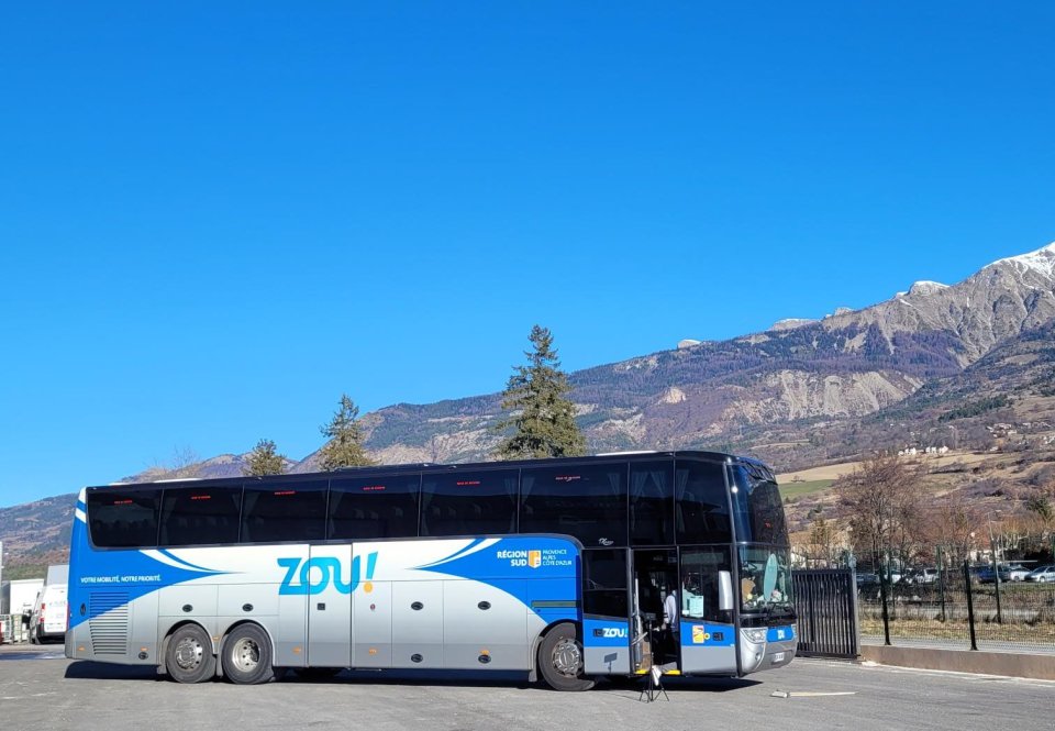 Car ZOU